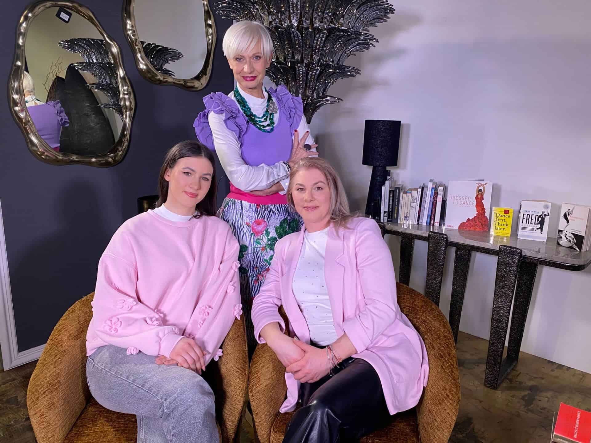 Danes v Paradi plesa plešejo matere in hčerke. Eva Jankovič in Lina Kačičnik ter Suzana Majer in Julija Antauer!