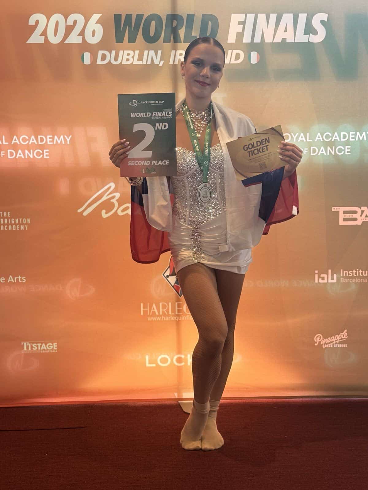 Tia Korošec. Prednosti, ki mi jih ples prinaša v življenje, so res ogromne in to cenim!