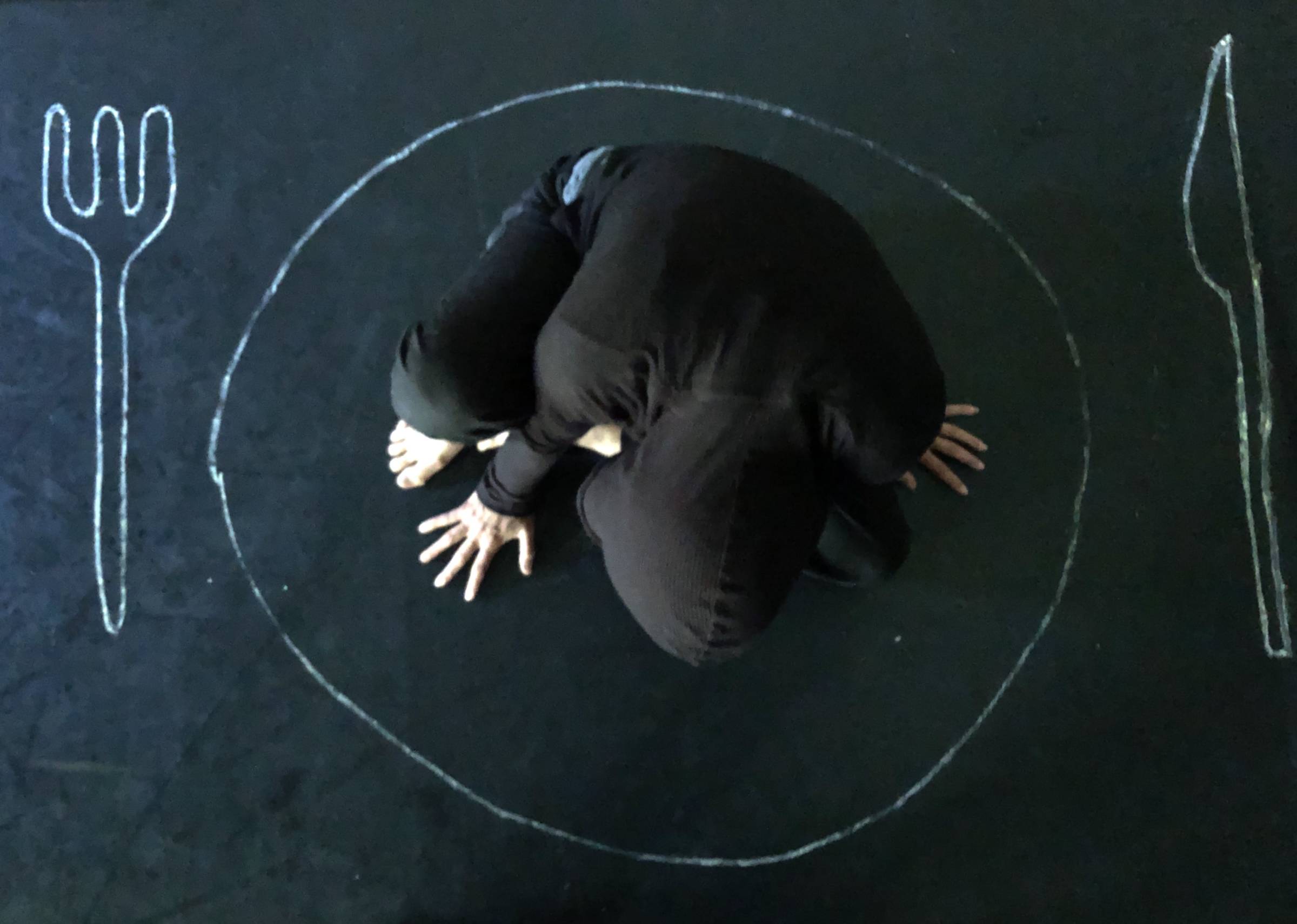 Temna večerja (foto: Veronika Valdes)